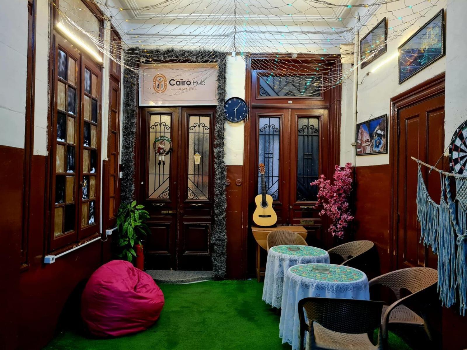 Hostel Hub *